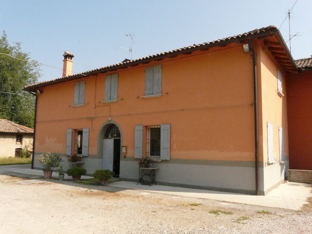 Agriturismo La Riccardina in Budrio, Italy