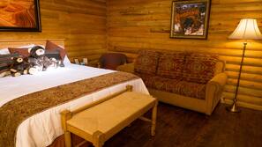 Laptop workspace, iron/ironing board, free WiFi, linens