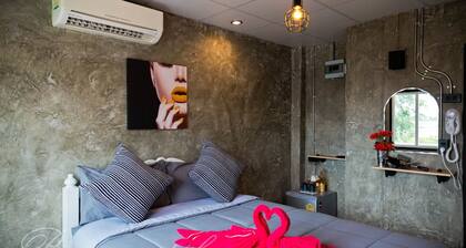 Baan Rom Talay