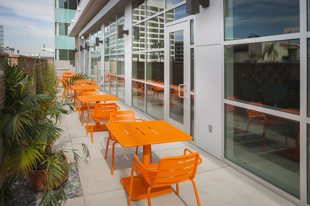 Hampton Inn Suites Lax El Segundo Ca El Segundo Usa Aarp