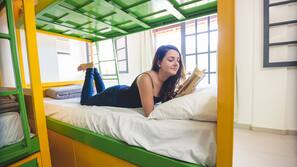 Roupa de cama, acesso para cadeiras de rodas