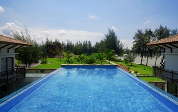 Holiday Villa Pantai Indah Deals Reviews Bintan Idn Wotif