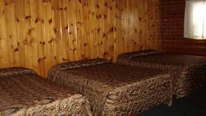 Rollaway beds, free WiFi, linens
