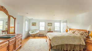 Premium bedding, down comforters, soundproofing, free WiFi