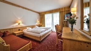 In-room safe, iron/ironing board, free WiFi
