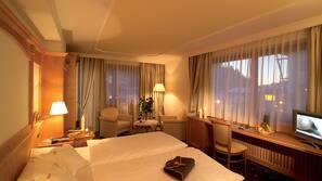 In-room safe, iron/ironing board, free WiFi