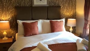 Free rollaway beds, free WiFi