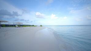 Beach nearby, scuba diving