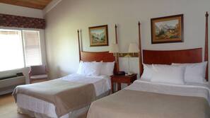 Iron/ironing board, free WiFi, linens