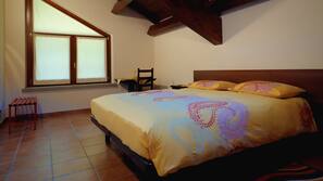 Premium bedding, individually decorated, free WiFi, linens