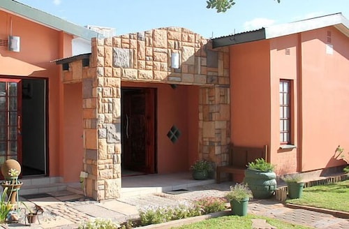Airport Inn Bed and Breakfast in Kempton Park, South Africa