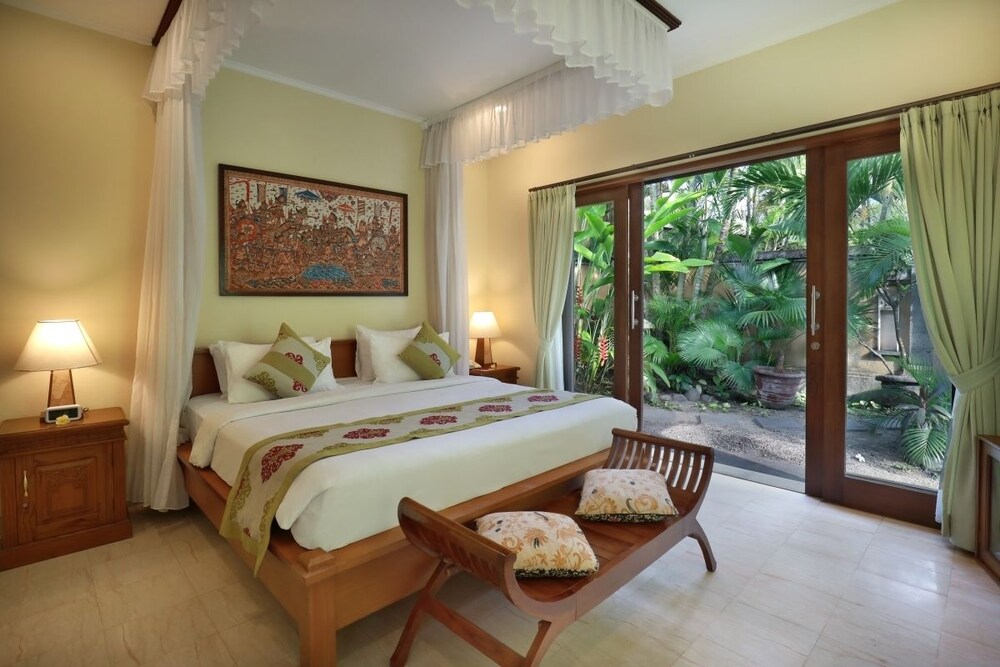 Download The Buah Bali Villas Gif