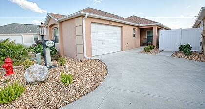 Ida Court Home 3 Bedroom by The VIR Group