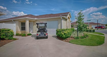 Amberly Court Home 3 Bedroom by The VIR Group
