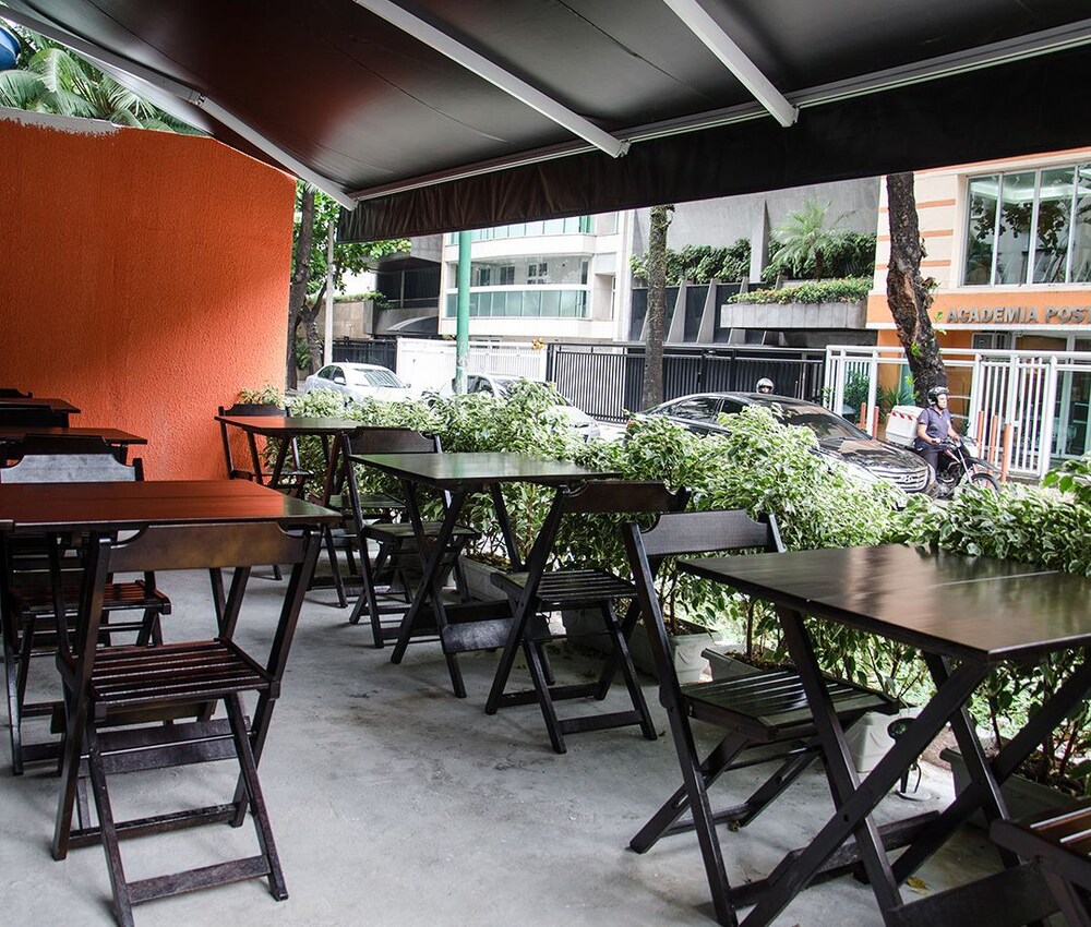 Id Hostel Leblon Rio De Janeiro Bra Expedia Com Au Hotel Bar