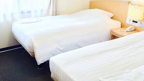 In-room safe, desk, iron/ironing board, free WiFi