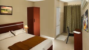 In-room safe, desk, rollaway beds, free WiFi