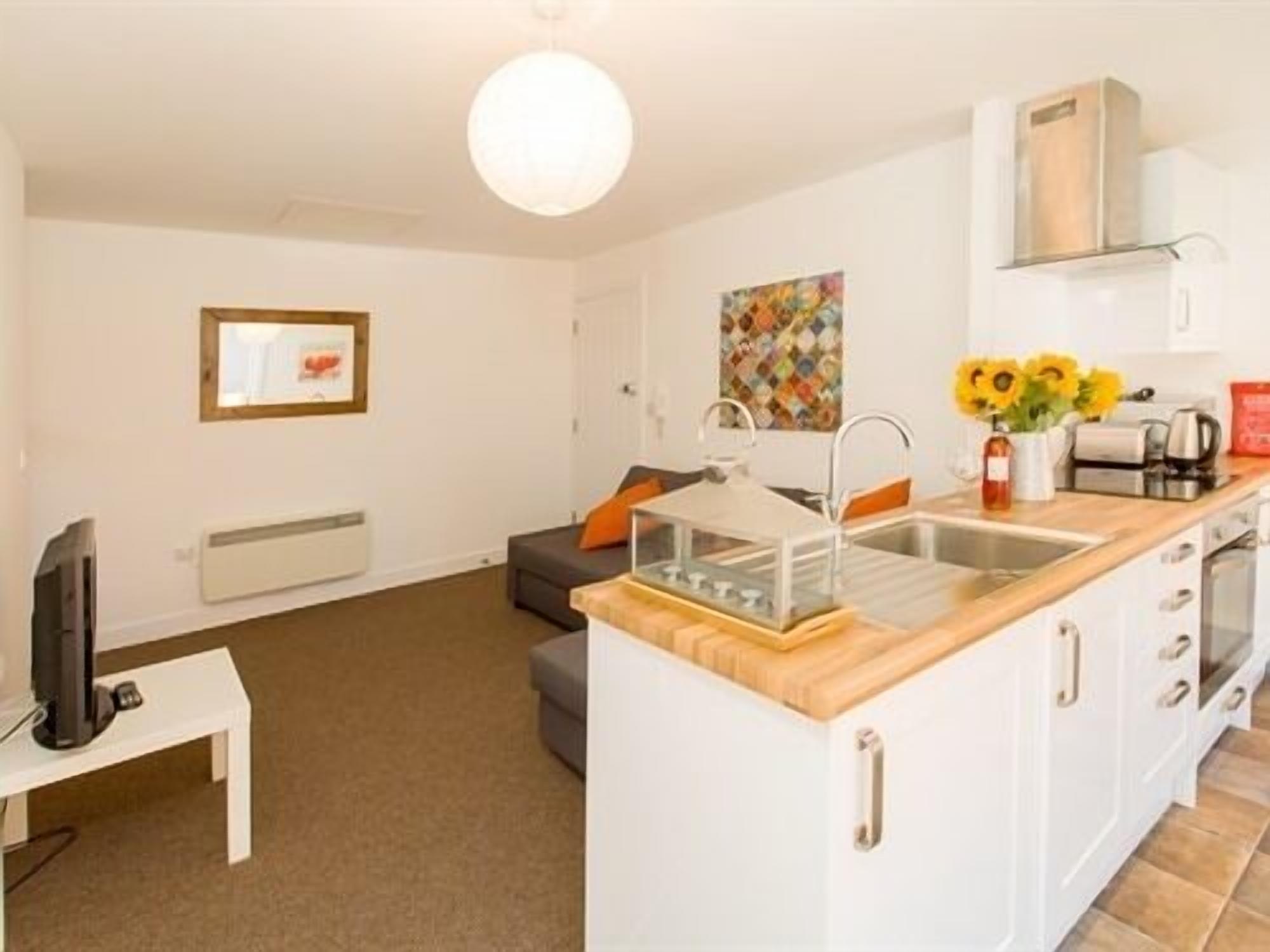 Beddoe Apartments in Eastleigh, United Kingdom