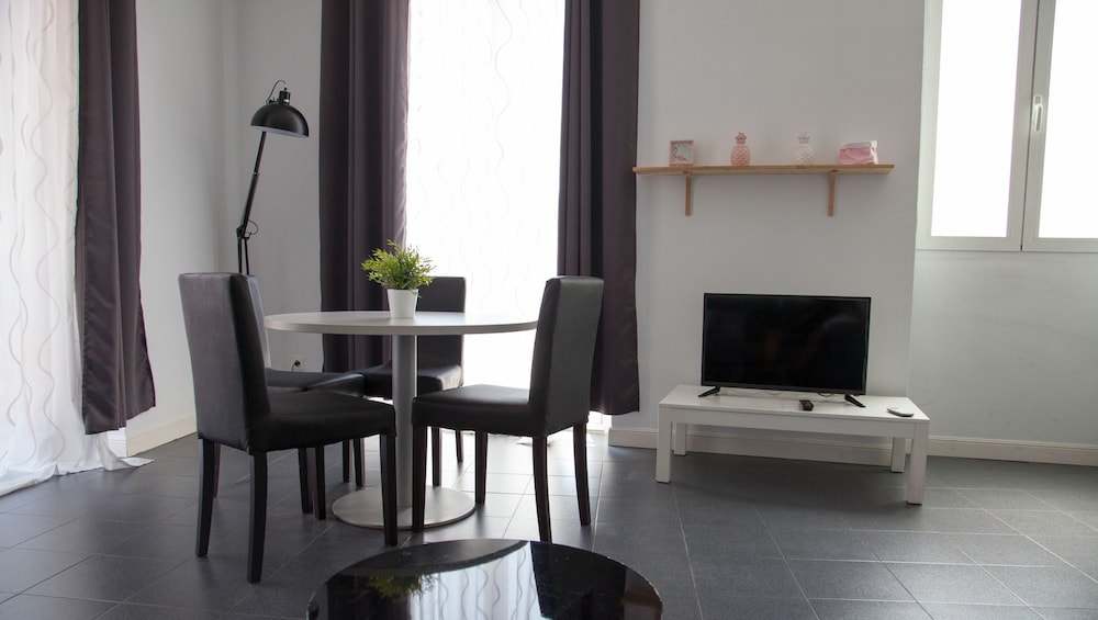 Foto - Flats Friends Torres Quart