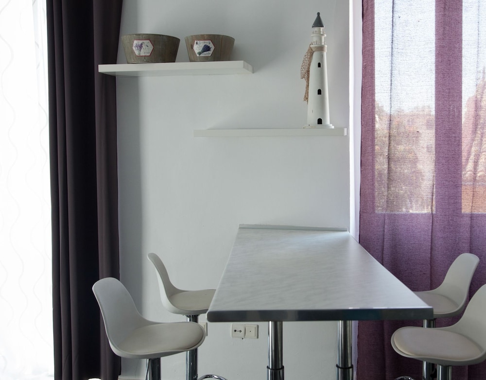 Foto - Flats Friends Torres Quart