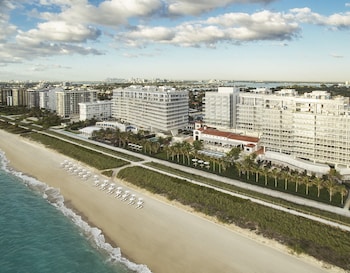 Miami Vacations Book A 2018 Vacation Package Travelocity Miami Flight Hotel Packages Four Seasons At The Surf Club