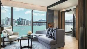 Minibar, in-room safe, desk, blackout curtains
