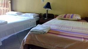 Cunas o camas infantiles (de pago) y wifi gratis