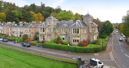 Royal Gardens Apartments