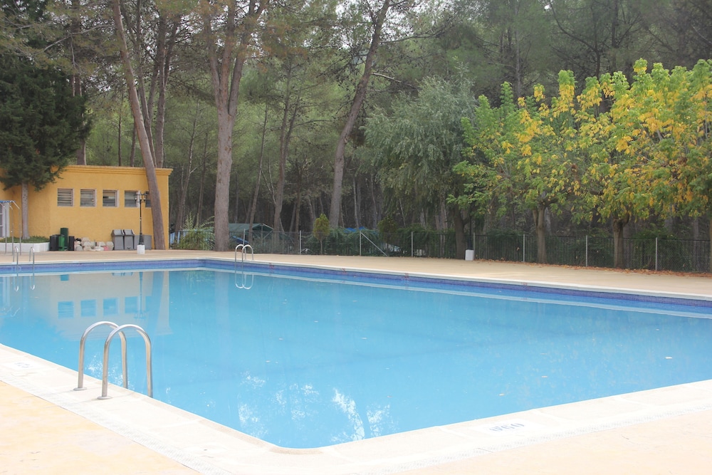 Outdoor pool, Camping La Puerta