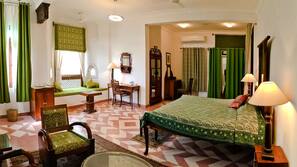 Minibar, desk, free WiFi, linens