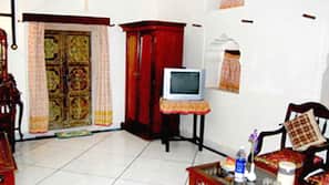 Minibar, Internet, wheelchair access