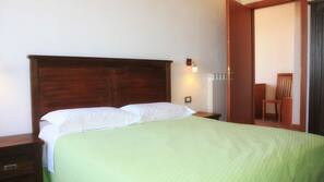 Desk, laptop workspace, free cribs/infant beds, free WiFi