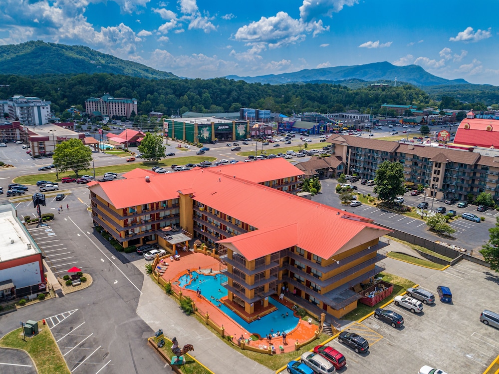 Americana Inn & Suites, Pigeon 31 Room Prices & Reviews Travelocity