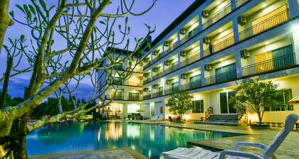 Southgate Residence Hotel