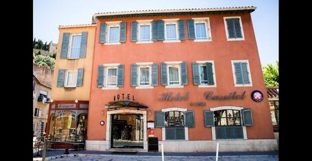 hotel les volets rouges cassis in cassis france expedia
