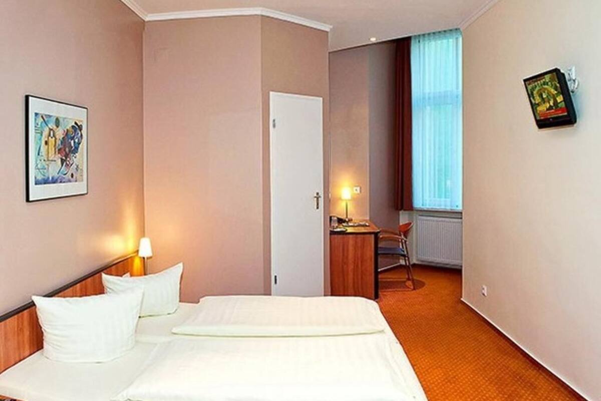 Hotel Am Anhalter Bahnhof Faciliteiten En Beoordelingen 21 Expedia Nl