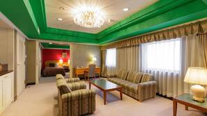 In-room safe, free WiFi
