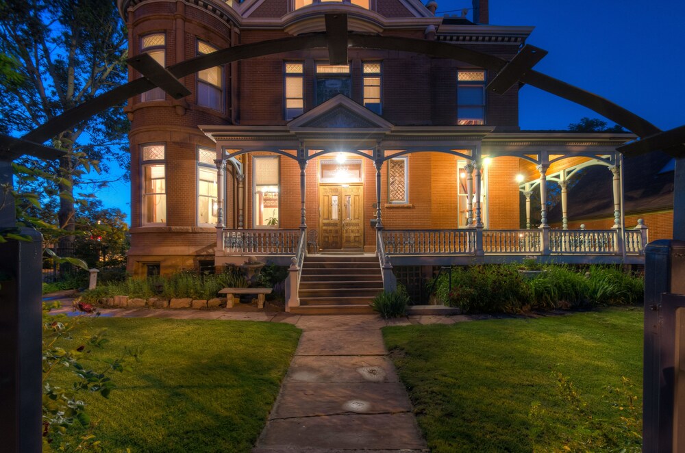 Lumber Baron Inn, Denver 194 Room Prices & Reviews Travelocity