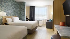 In-room safe, desk, iron/ironing board, free WiFi