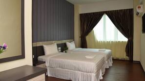 Iron/ironing board, rollaway beds, free WiFi