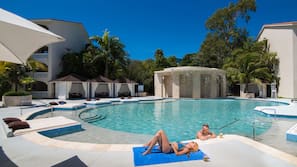 12 outdoor pools