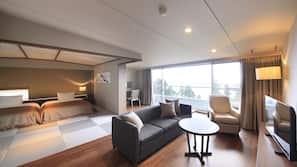 In-room safe, desk, iron/ironing board, free WiFi
