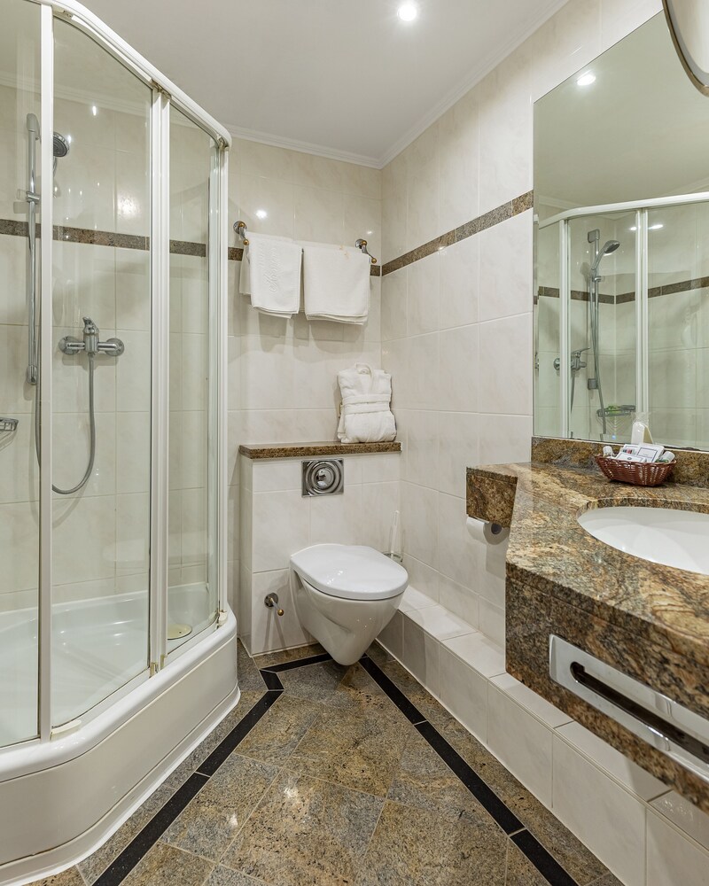 Foto - Natsionalny Hotel