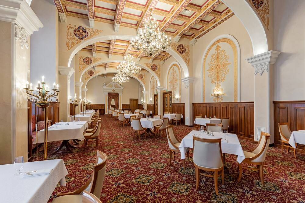 Foto - Natsionalny Hotel