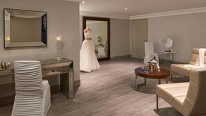 In-room safe, blackout drapes, iron/ironing board