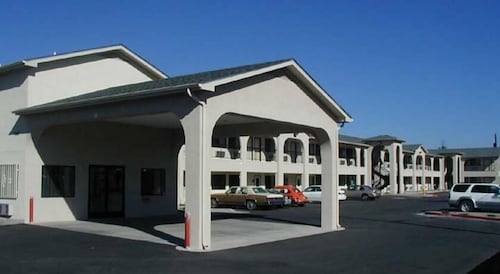 Hotels Near Kirtland Air Force Base Albuquerque Top 10 By Ambador Inn