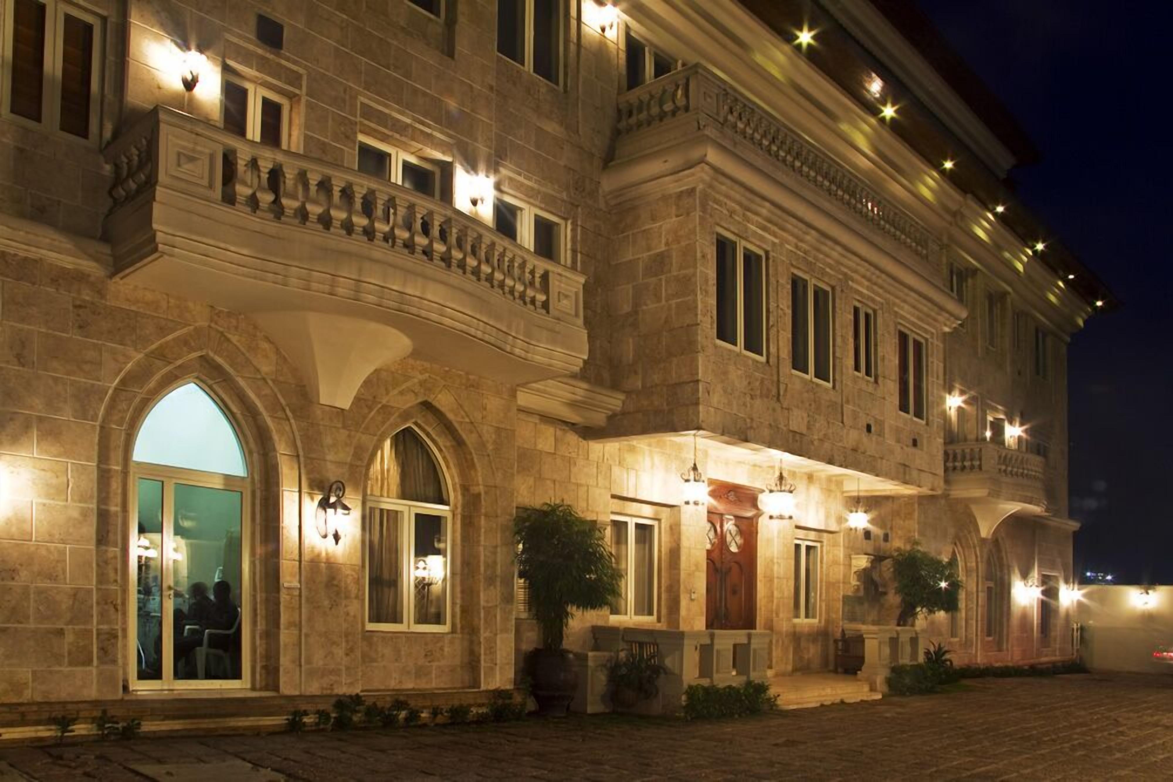 Seeking Luxury? Here Are 5 Discounted Hotels In Lagos For You