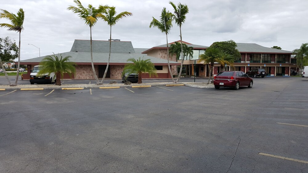Garden Inn Of Homestead 2018 Room Prices From 43 Deals Reviews Street View