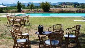 Piscina stagionale all'aperto