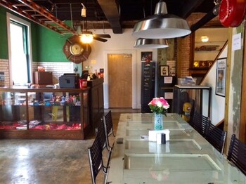 HI Little Rock Firehouse Hostel & Museum